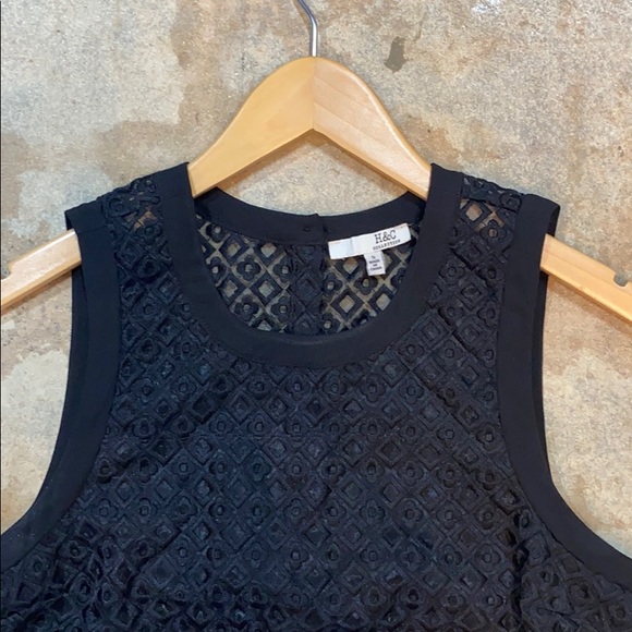 H&C Collection raised pattern sleeveless top sizeS - Picture 4 of 8